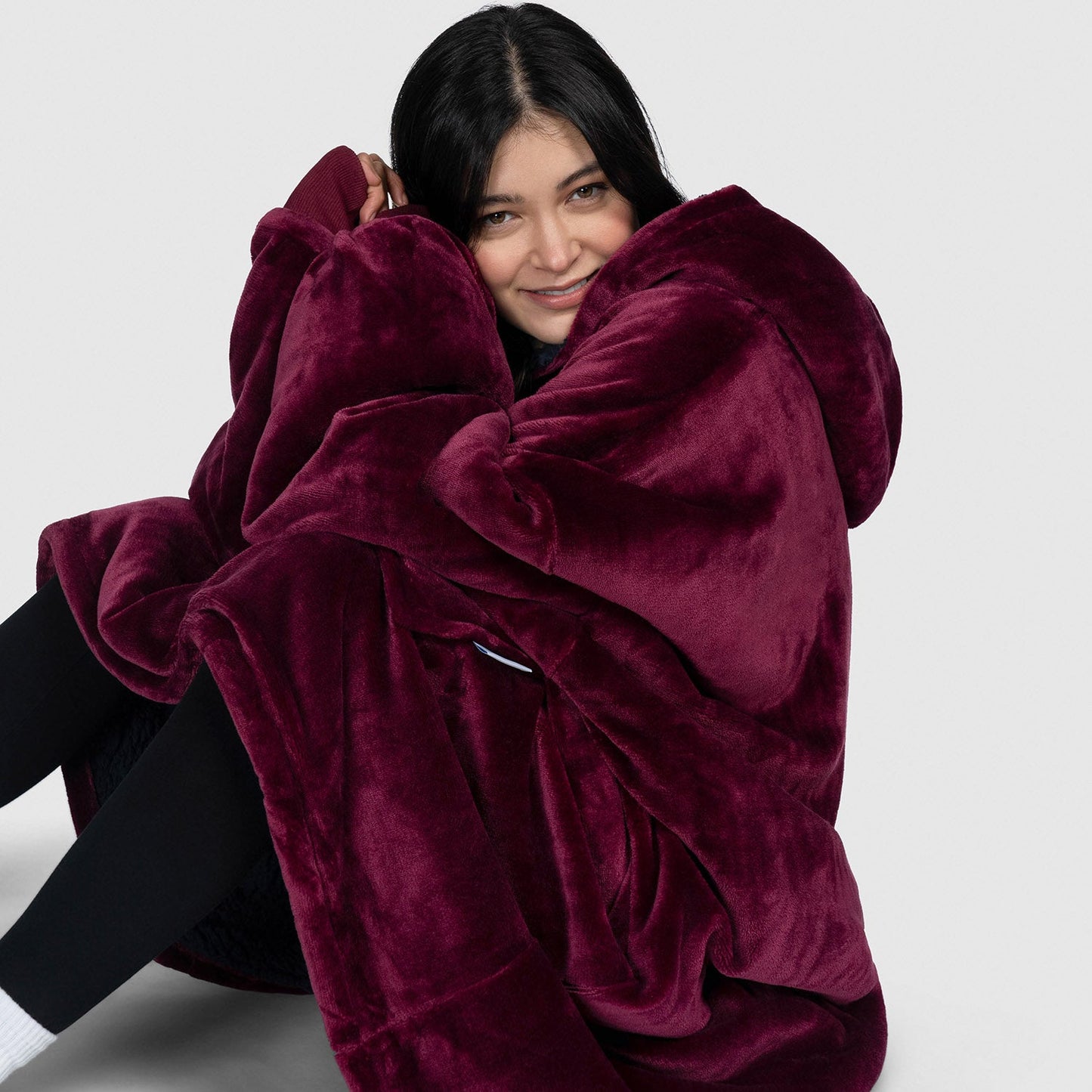 Oversized Wearable Blanket Hoodie – Wine | Sherpa Lined, Double-Layer, One Size, Machine Washable, Large Pocket