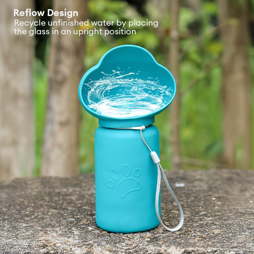 Folding Dog Water Bottle – Soft Silicone, Leak-Proof, 500 ml