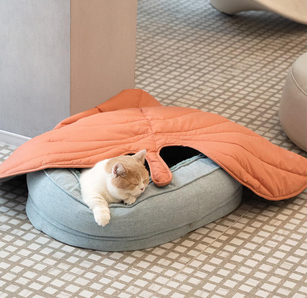 Dog Blanket for Couch – Leaf Shape Washable Sofa Protector & Pet Mat by FunnyFuzzy