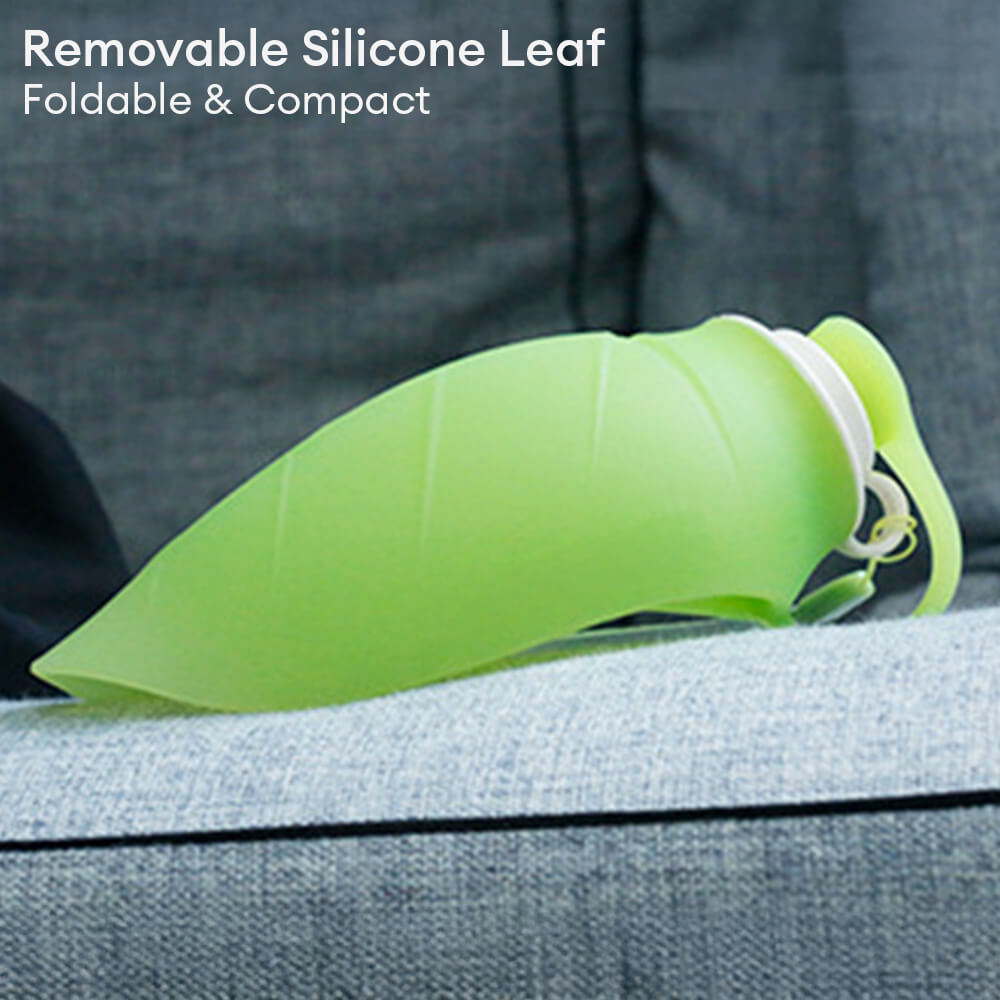 Leaf-Shaped Dog Water Bottle – Foldable, Leak-Proof
